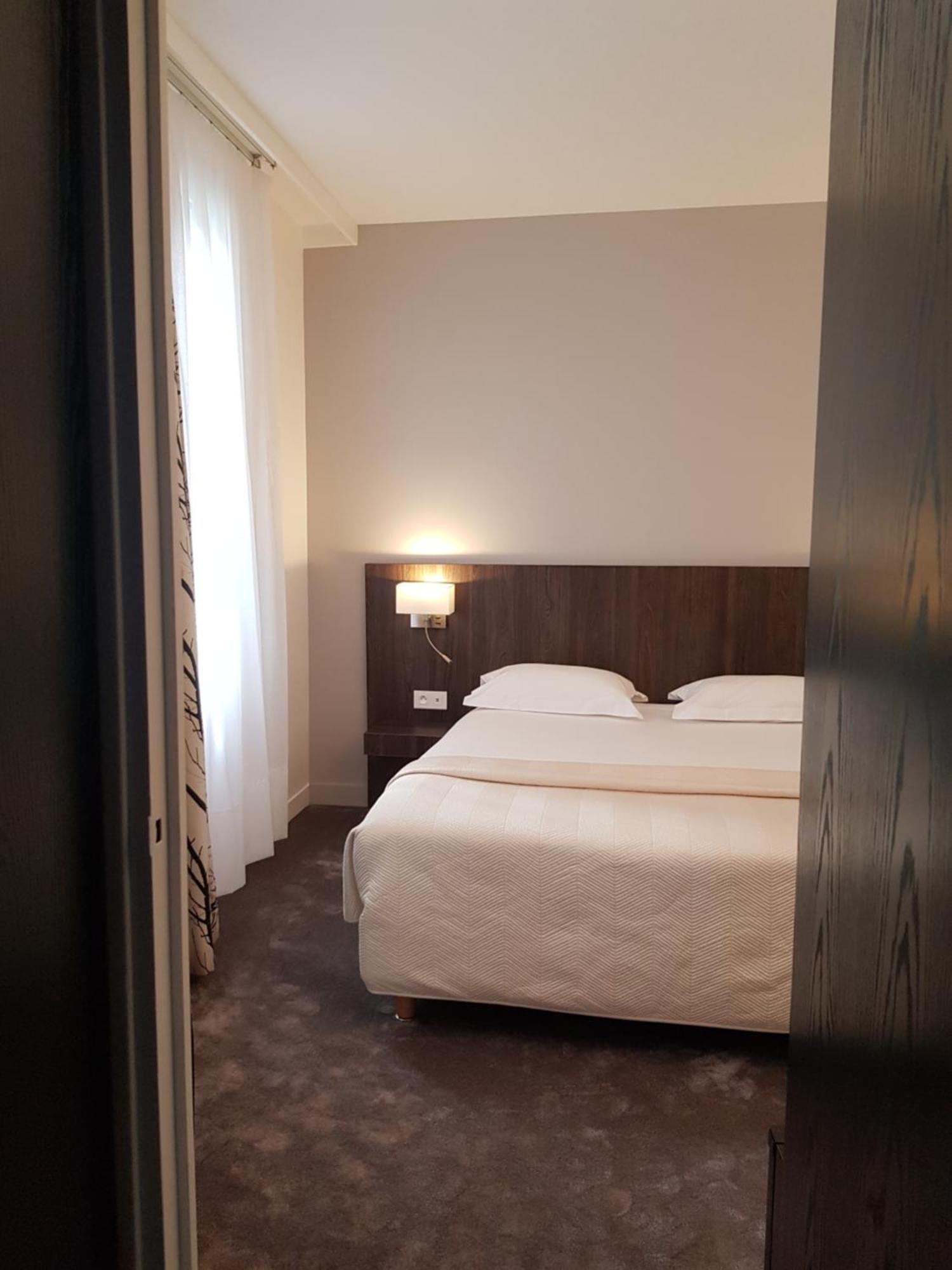 Hotel Alison Paris Ngoại thất bức ảnh